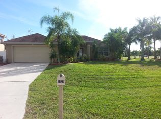 1620 SW 52nd St, Cape Coral, FL 33914