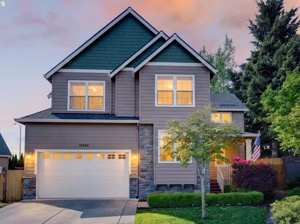 10950 NW Cami Pl, North Plains, OR 97133