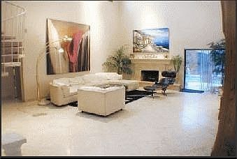 Gorgeous living room & fireplace