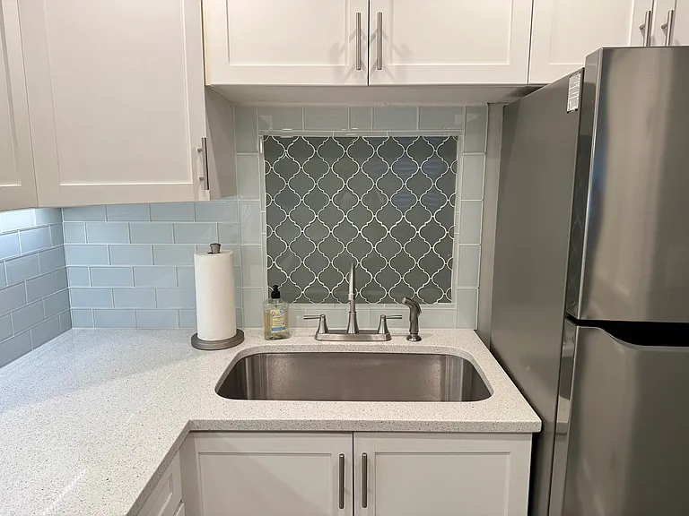 221 13th Ave N #102 — Photo 6