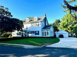 16 Caro Ct, Red Bank, NJ 07701