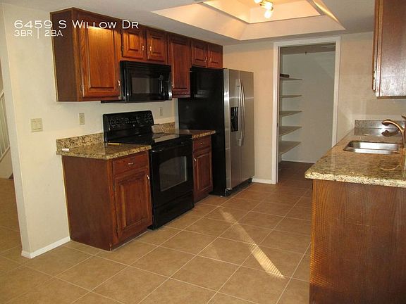 3rd image of 6459 S Willow Dr