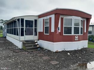 38370 Squirrel Rd, Ocean View, DE 19970