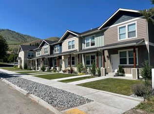 430 S 2nd St #2F, Chelan, WA 98816