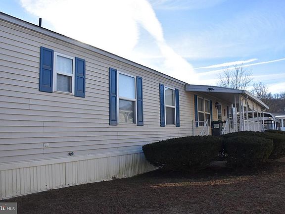 5th image of 701 Holiday Dr