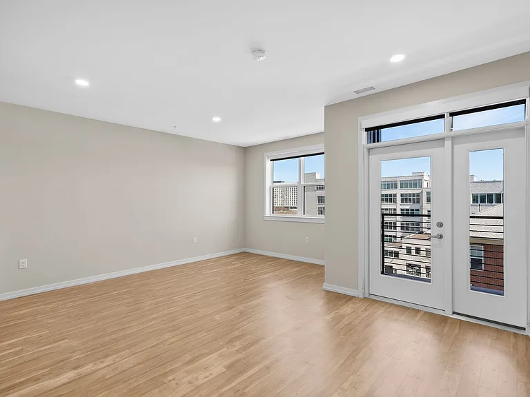 The Keystone Apartments — Photo 65
