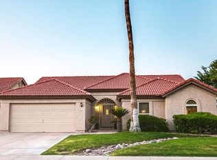 3826 E Goldfinch Gate Ln, Phoenix, AZ 85044