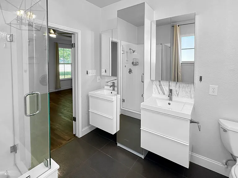 1415 Azalea Ln — Photo 13