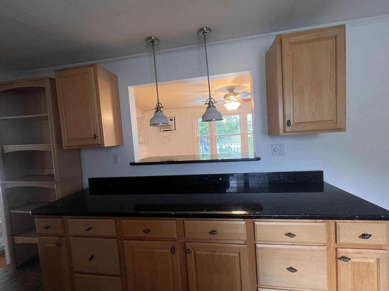 2 bed, 1050 sqft, $3,000 — Photo 2