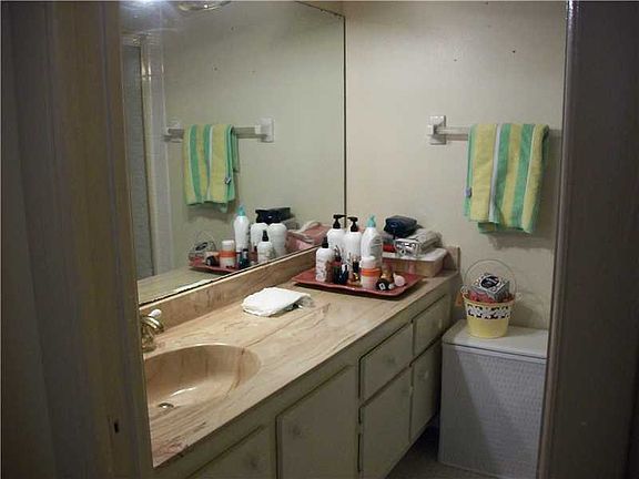 4th image of 5901 NW 61st Ave APT 312