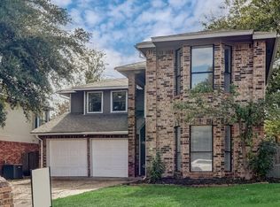 816 Ashmount Ln, Arlington, TX 76017