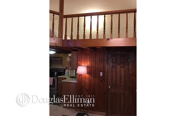 Rented by Douglas Elliman | media 22