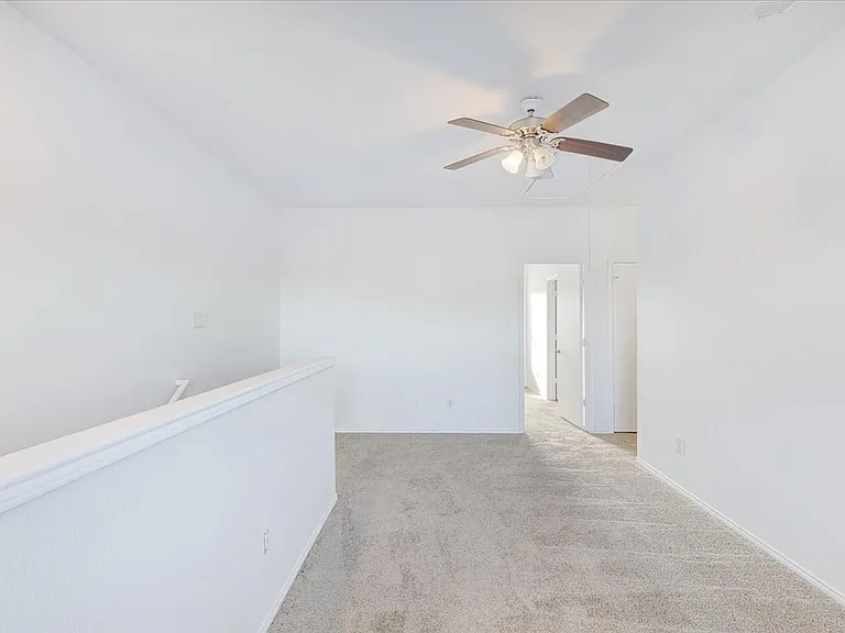 7405 Howling Coyote Ln — Photo 11