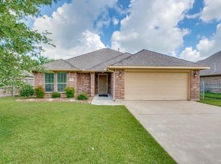 3605 12th St, Bay City, TX 77414