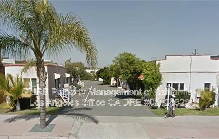 2219 Pacific Coast Hwy #16 — Photo 7