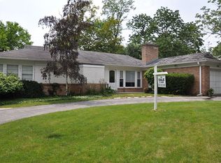 1082 Lincoln Ave S, Highland Park, IL