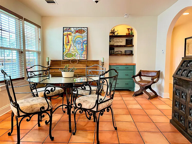 Dining or flex room