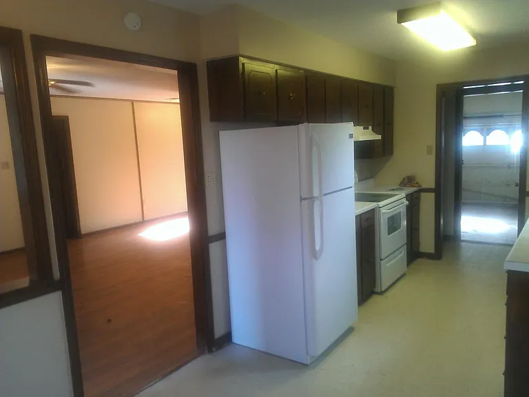 5521 Green Valley Ave — Photo 7