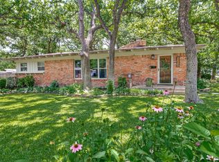 5254 Lambeth Ln, Fort Worth, TX 76112