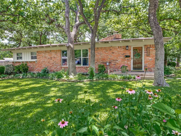 5254 Lambeth Ln, Fort Worth, TX 76112