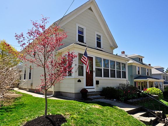 2nd image of 24 Davis St