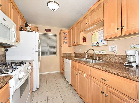 2nd image of 20134 Leadwell St Unit 106