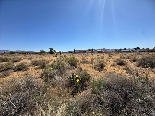 9850 N Saddleback Dr, Kingman, AZ 86401