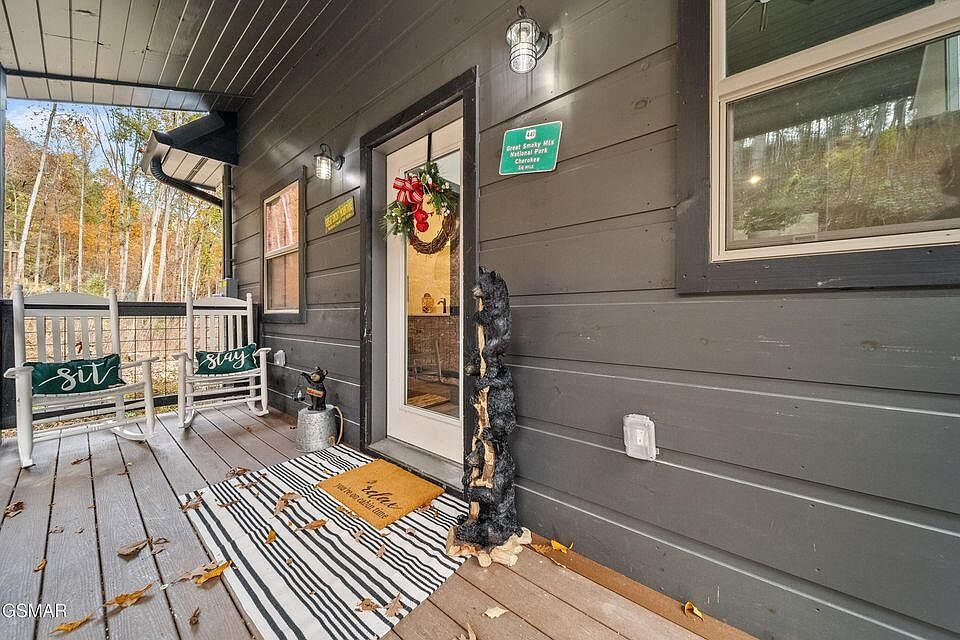 2615 Whippoorwill Hill Way, Sevierville, TN 37862 | Zillow
