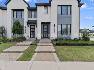 4518 Smokey Quartz Ln, Arlington, TX 76005