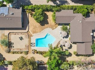 23018 Oxnard St, Woodland Hills, CA 91367