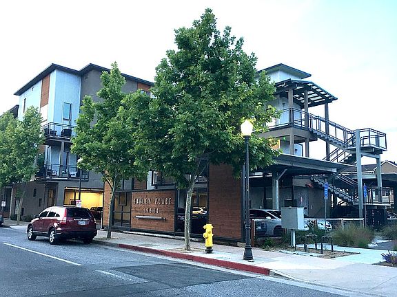 2nd image of 17590 Depot St #306