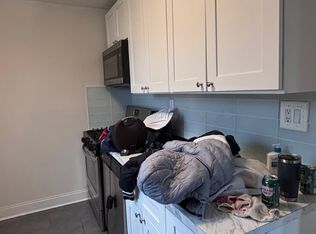 491 Grandview Ave APT 3C, Ridgewood, NY 11385