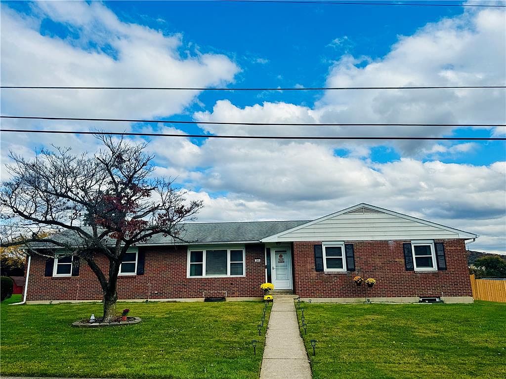 341 Roosevelt St, Freemansburg, PA 18017 Zillow