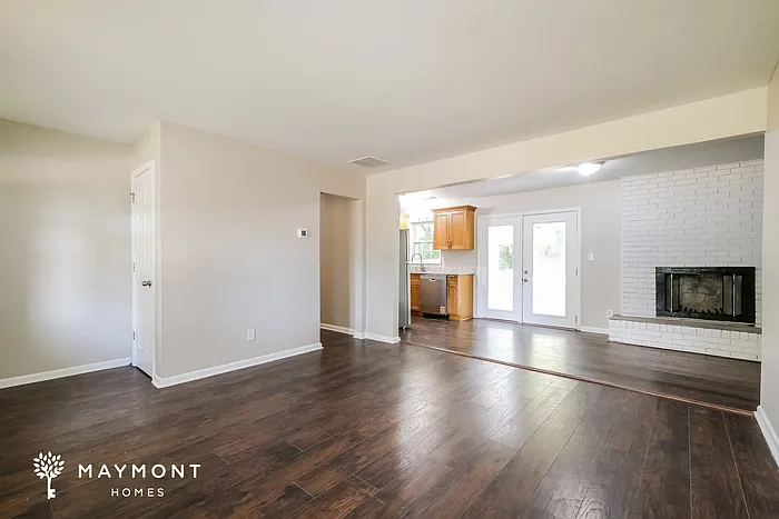 1358 Stoneham Ct — Photo 4