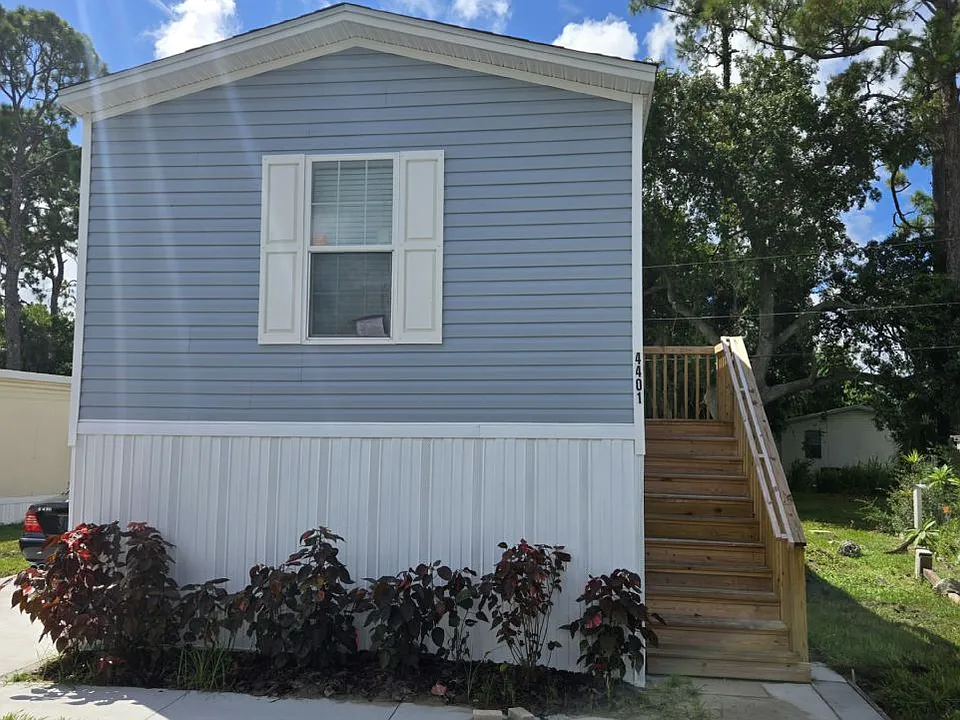 4401 Hitzing Ave #84