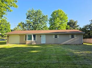 1795 Allen Dr, Salem, OH 44460