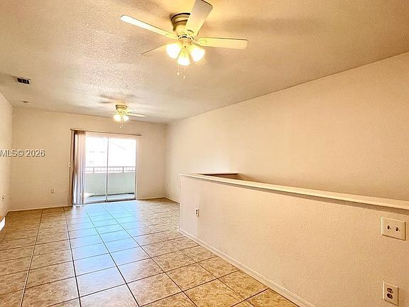 4th image of 116 SW Peacock Blvd #9-206