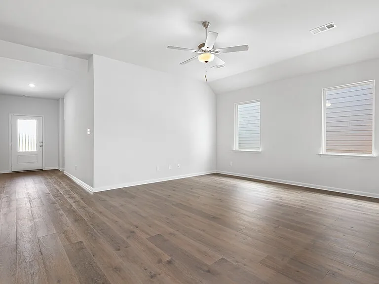 1508 Harvester Dr — Photo 13