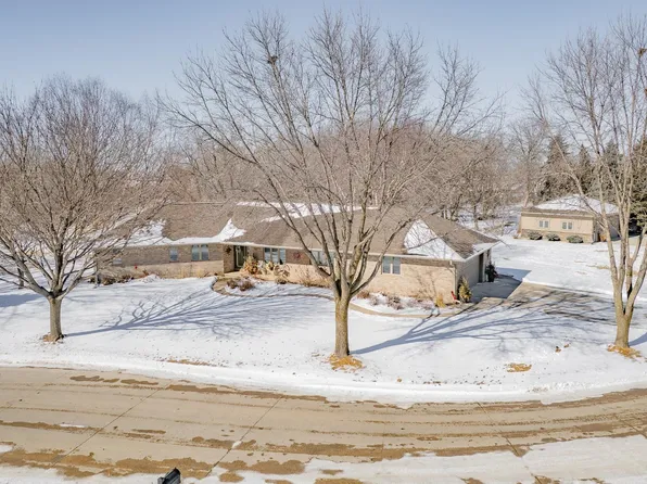 1615 Country Club Ln, Spencer, IA 51301