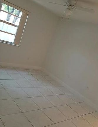 5th image of 14730 N Beckley Sq