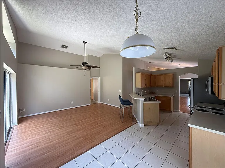 14636 Kristenright Ln — Photo 8