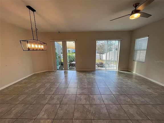 5th image of 5305 JUBILOSO DRIVE
