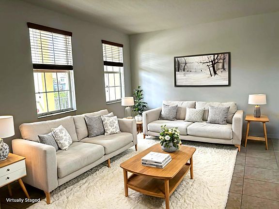 4th image of 2181 SE Grand Drive