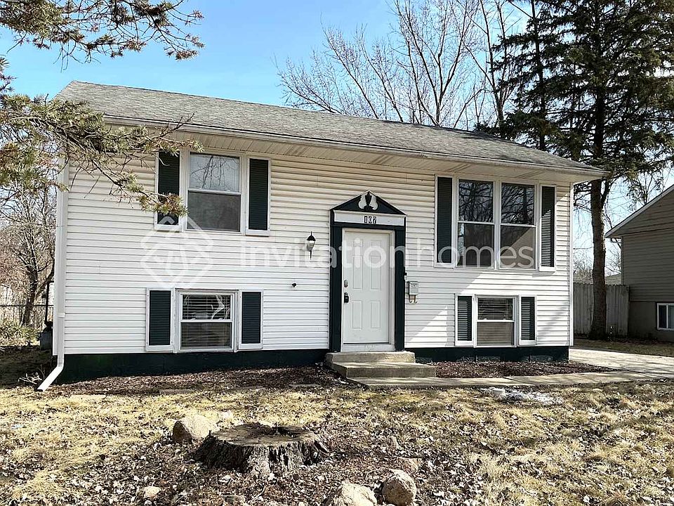 1st image of 107 N Cedar Ln