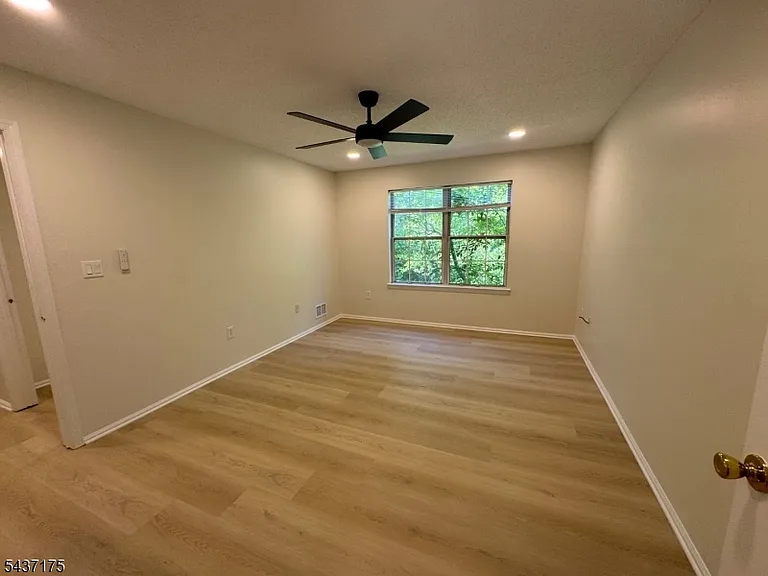 7 Sheffield Ct #7 — Photo 10