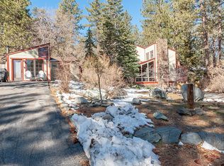 551 Oriole Ct, Wrightwood, CA 92397