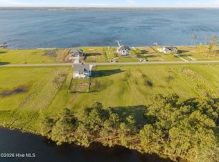 69 W Dowry Crk, Belhaven, NC 27810