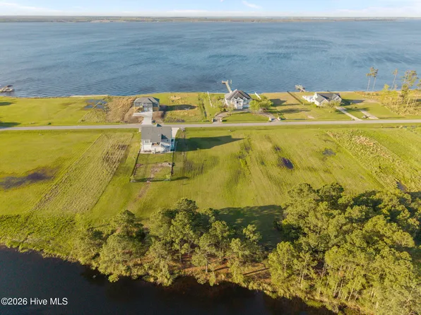 69 W Dowry Crk, Belhaven, NC 27810