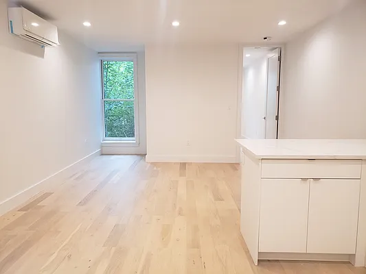 Rented by Oxford Property Group | media 1