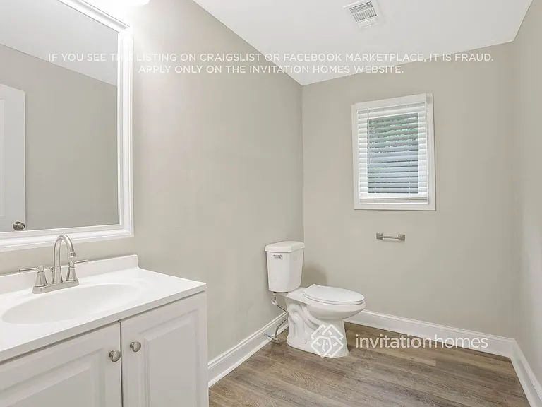 2335 Ambassador Dr — Photo 20